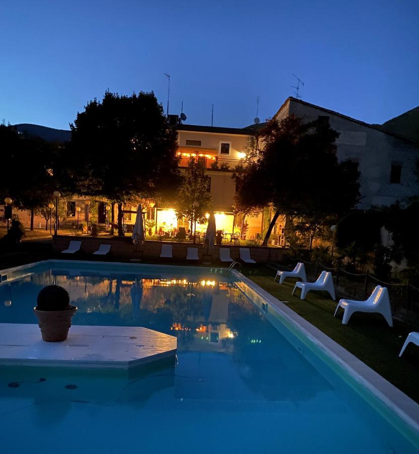 Hotel Borgo Antico Fabriano Exteriér fotografie