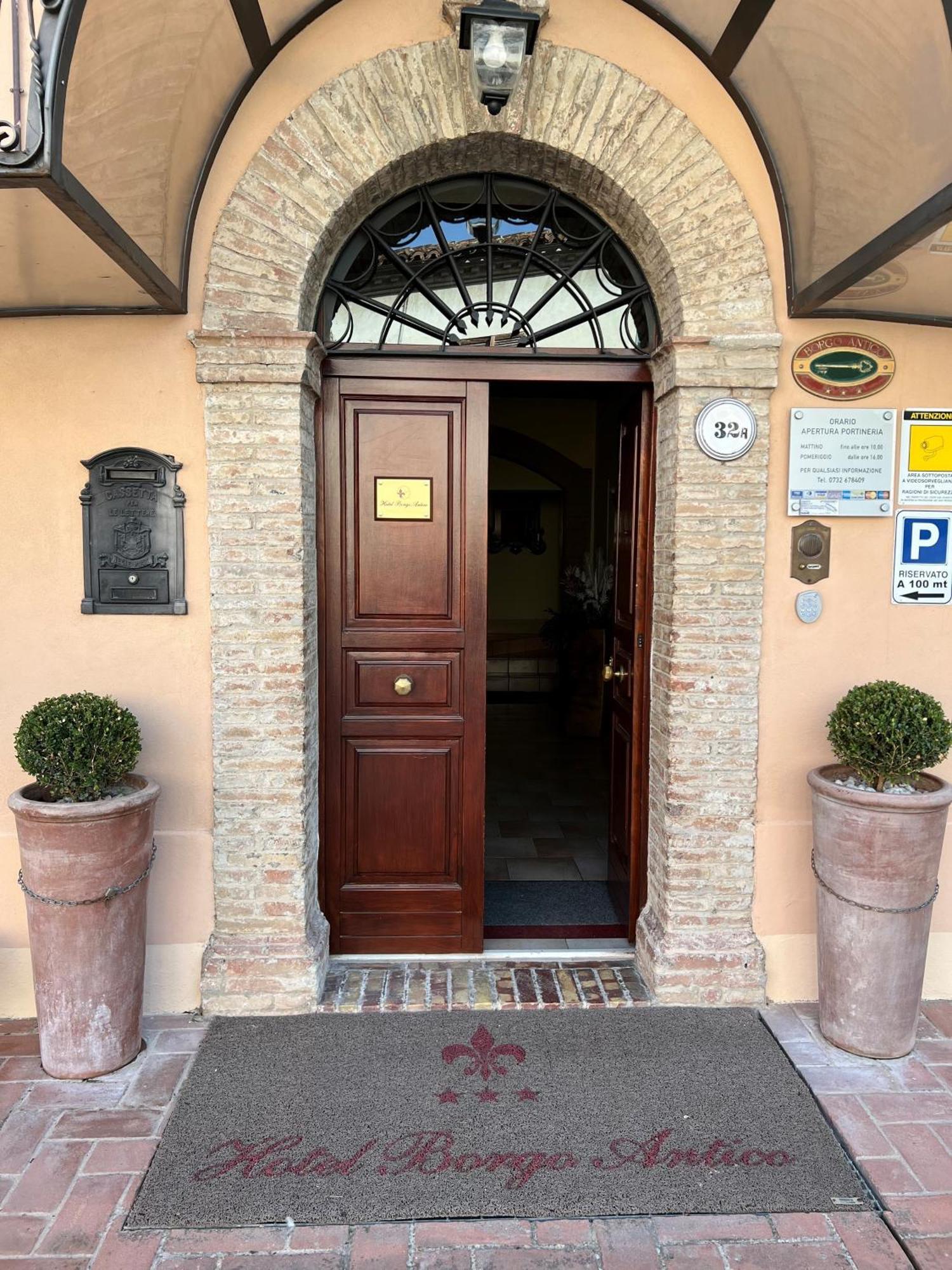Hotel Borgo Antico Fabriano Exteriér fotografie