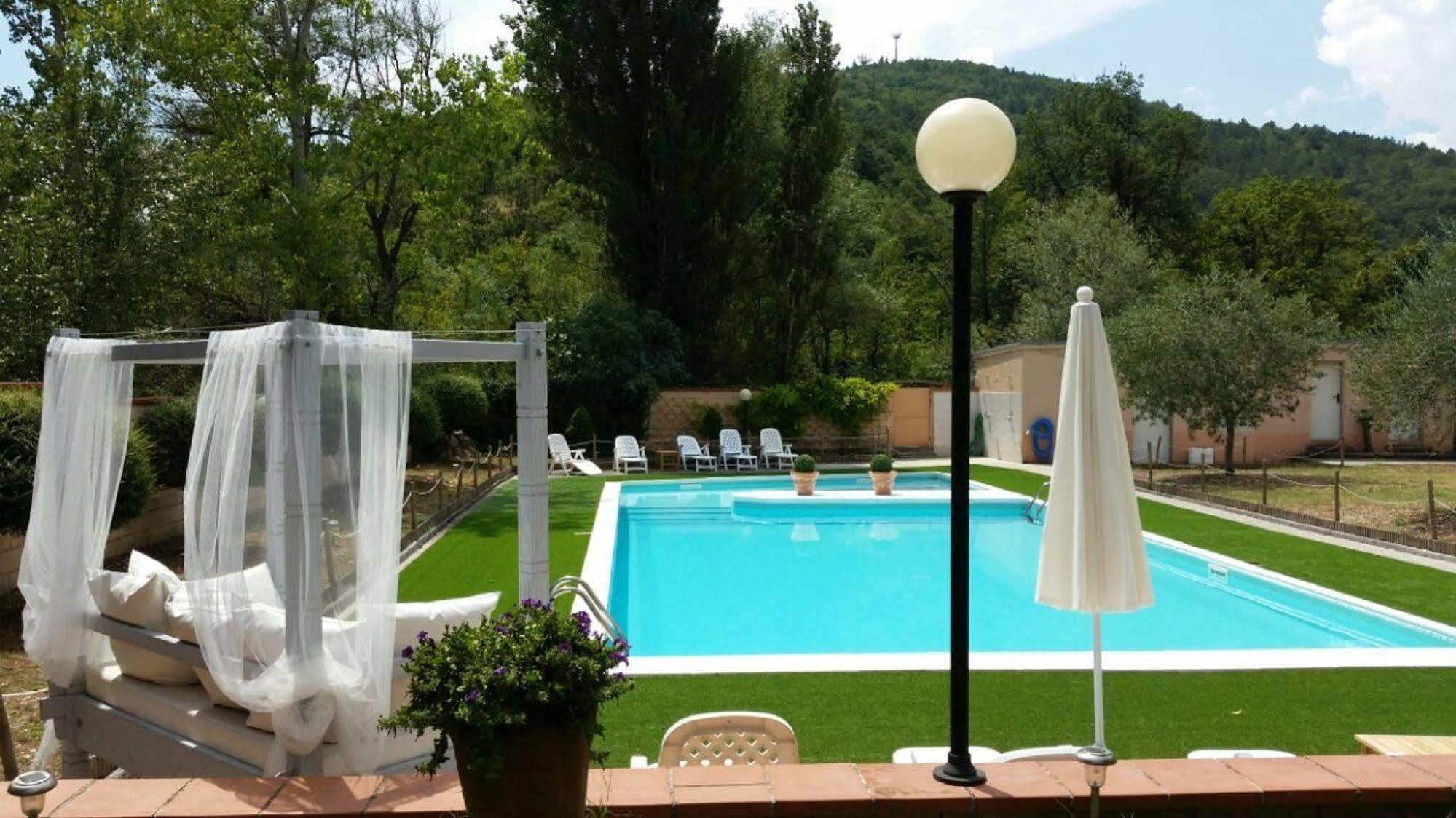 Hotel Borgo Antico Fabriano Exteriér fotografie