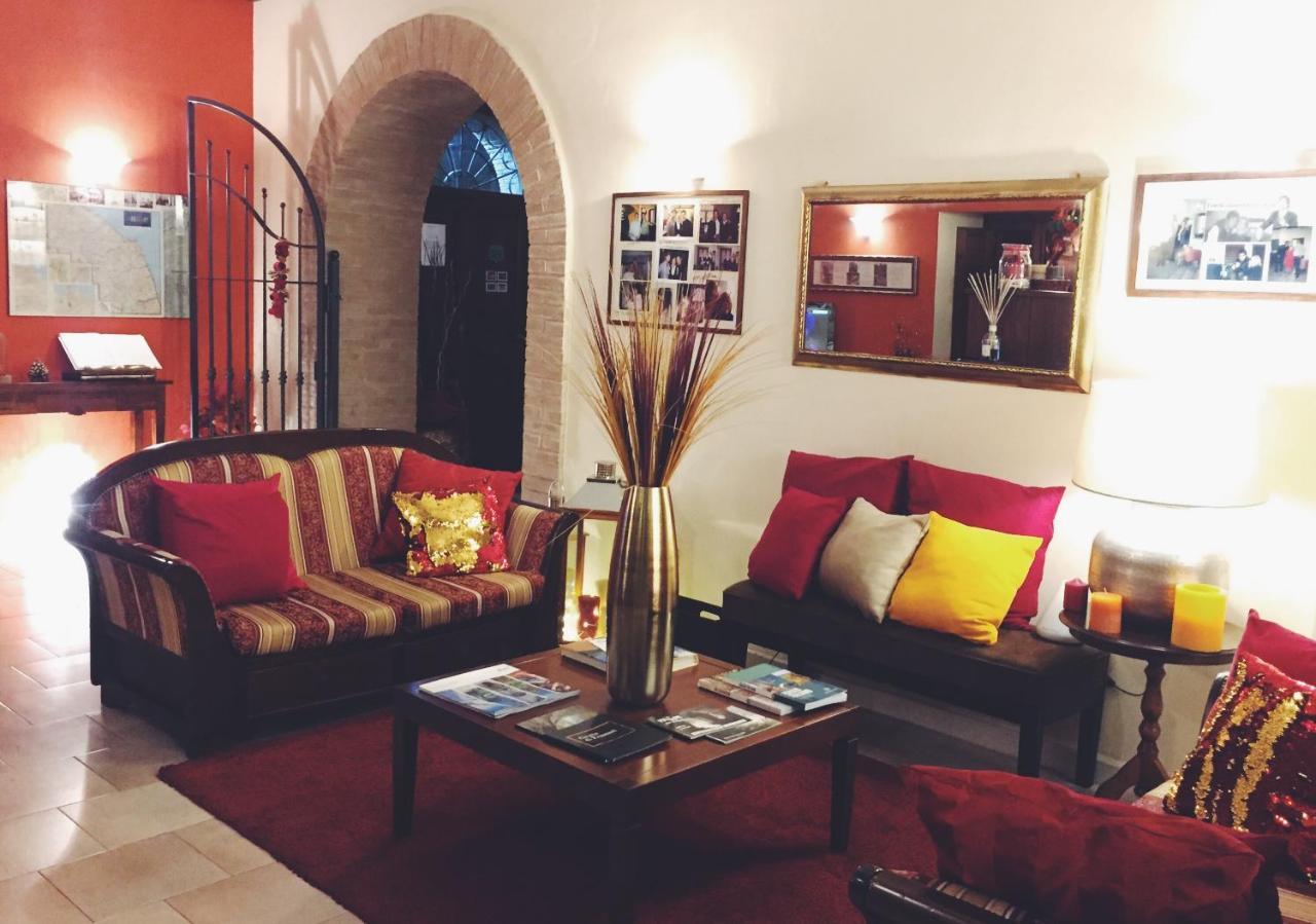 Hotel Borgo Antico Fabriano Exteriér fotografie
